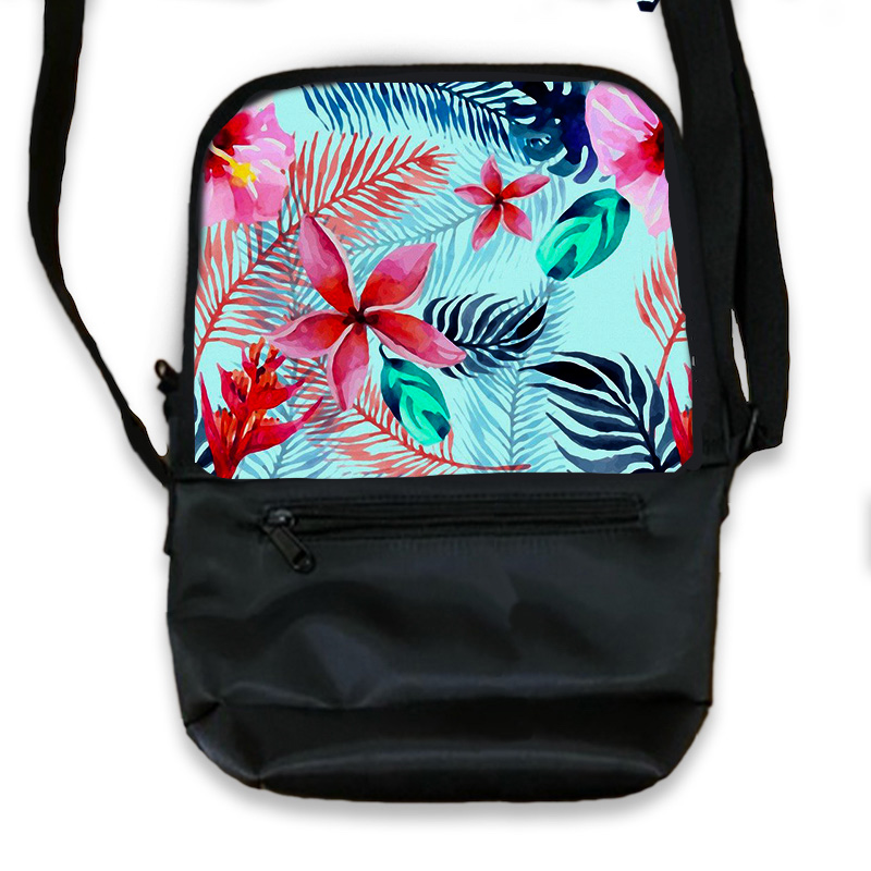 ショルダーバッグ　テキスタイルプリント